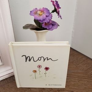 Mom Gift Book by Helen Exley New